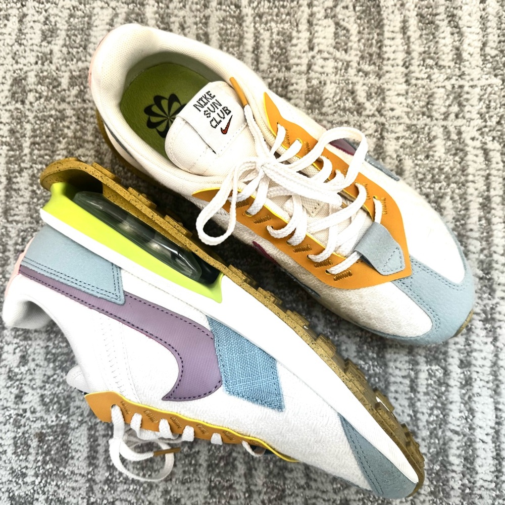 Nike Women's Athletic Shoes - White, Orange, Purple, Blue